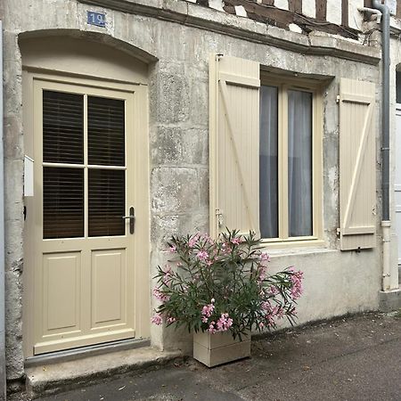 オセールL'Annexe De L'Abbayeアパートメント エクステリア 写真